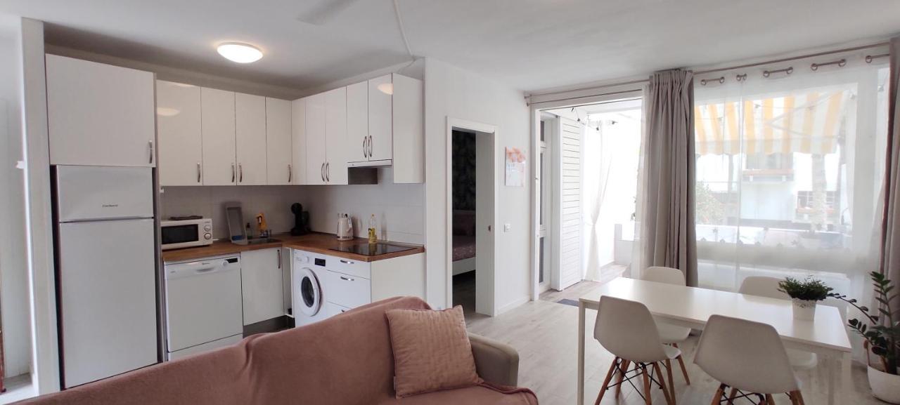 Ideal Holiday Apartment In The South Of Tenerife Costa del Silencio Exterior foto