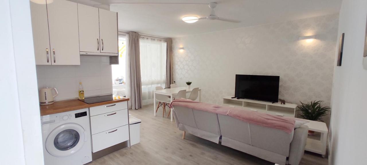 Ideal Holiday Apartment In The South Of Tenerife Costa del Silencio Exterior foto
