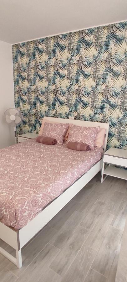 Ideal Holiday Apartment In The South Of Tenerife Costa del Silencio Exterior foto